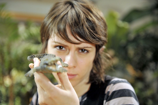 tegangator scaly, yes, its true, my spikey claws crawl over you...